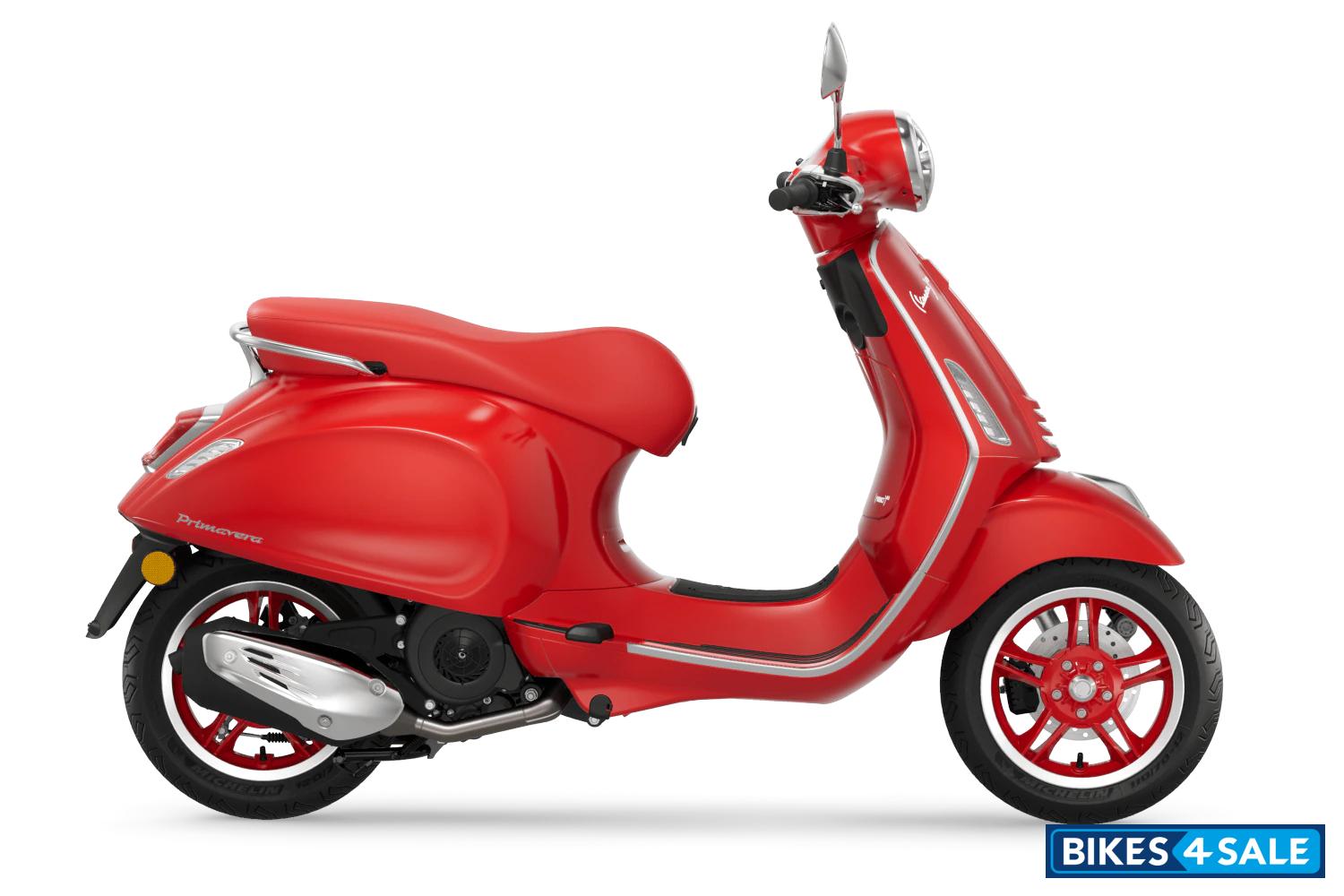 Vespa Primavera 150 stylish premium scooter with efficient fuel economy