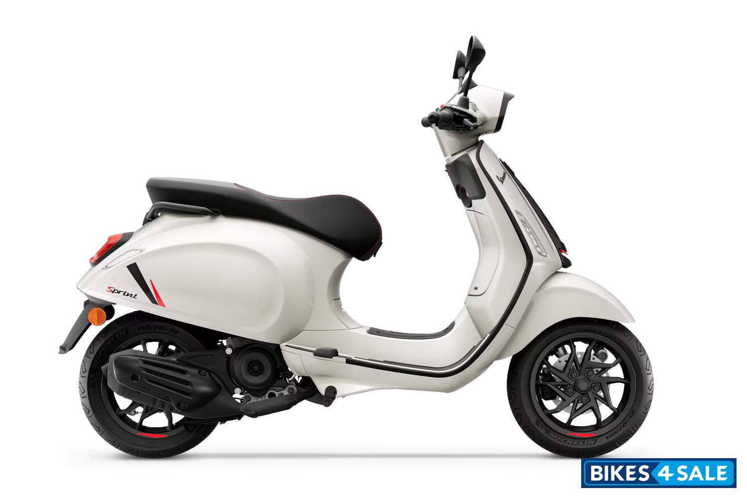 Vespa Sprint S 50 2026 Rosso Coraggioso
