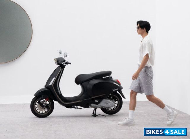 Vespa SPRINT S with TFT 150