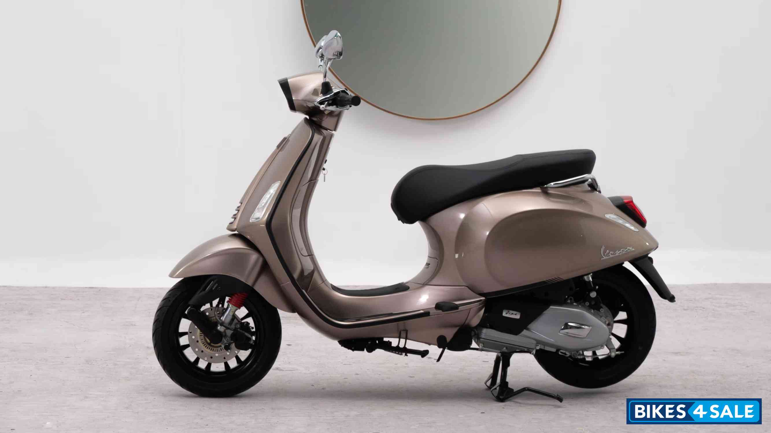 Vespa SPRINT S with TFT 150