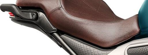 VOGE 500AC Separated seat