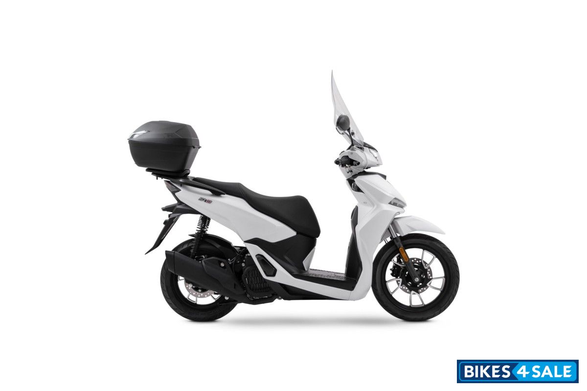 VOGE SR16 2025 Matt White