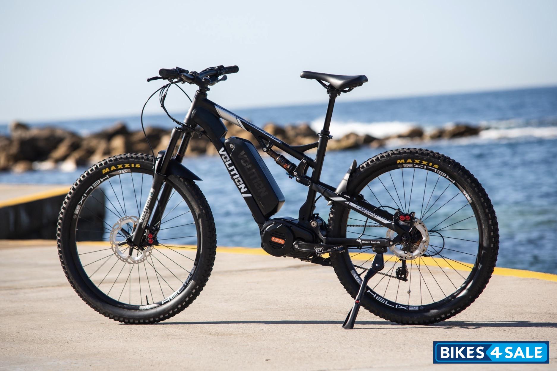 Volition MAX (S.E) Matt Black