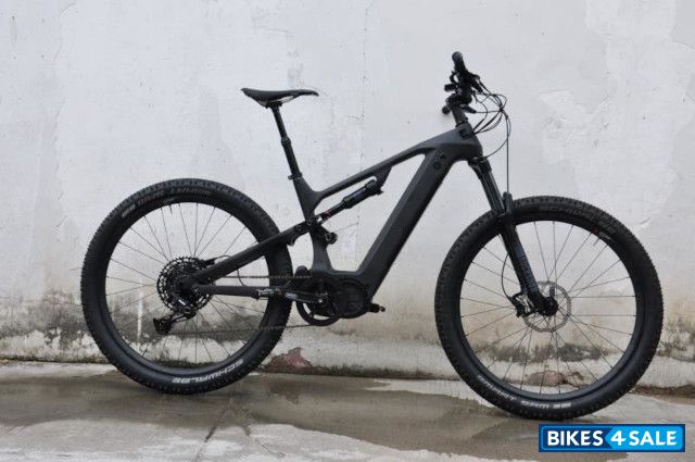 Watt Wagons Hydra Black