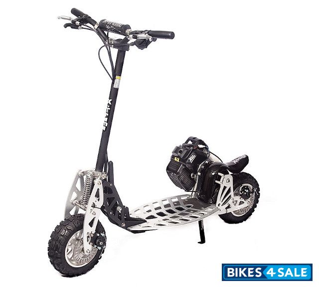 X-Treme XG-575 Gas Scooter