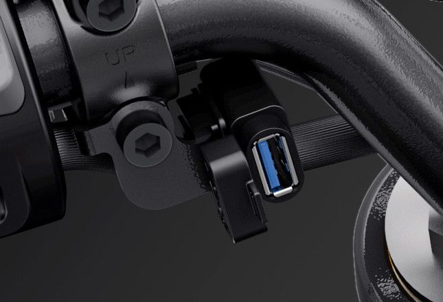 YADEA Keenes VFD USB charging port