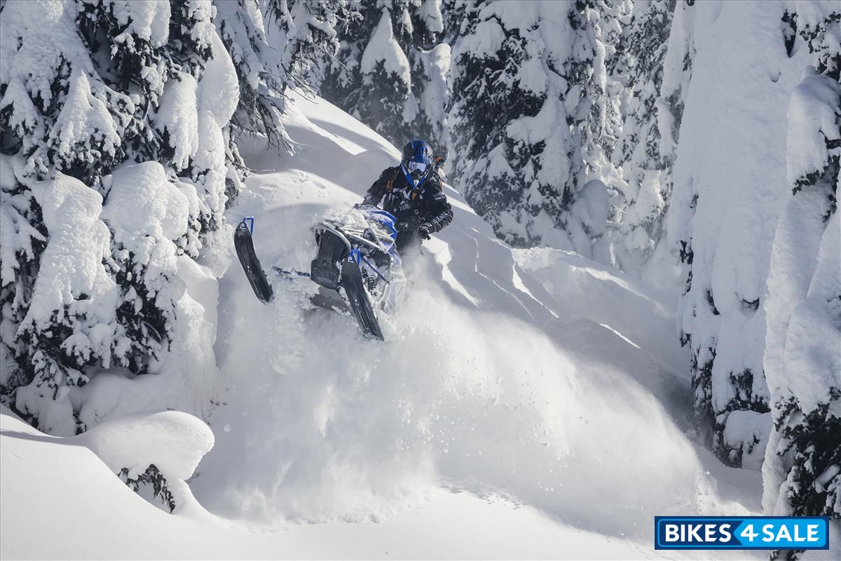 Yamaha 2022 Mountain Max LE 154 SL