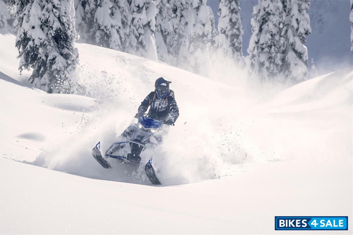 Yamaha 2022 Mountain Max LE 165