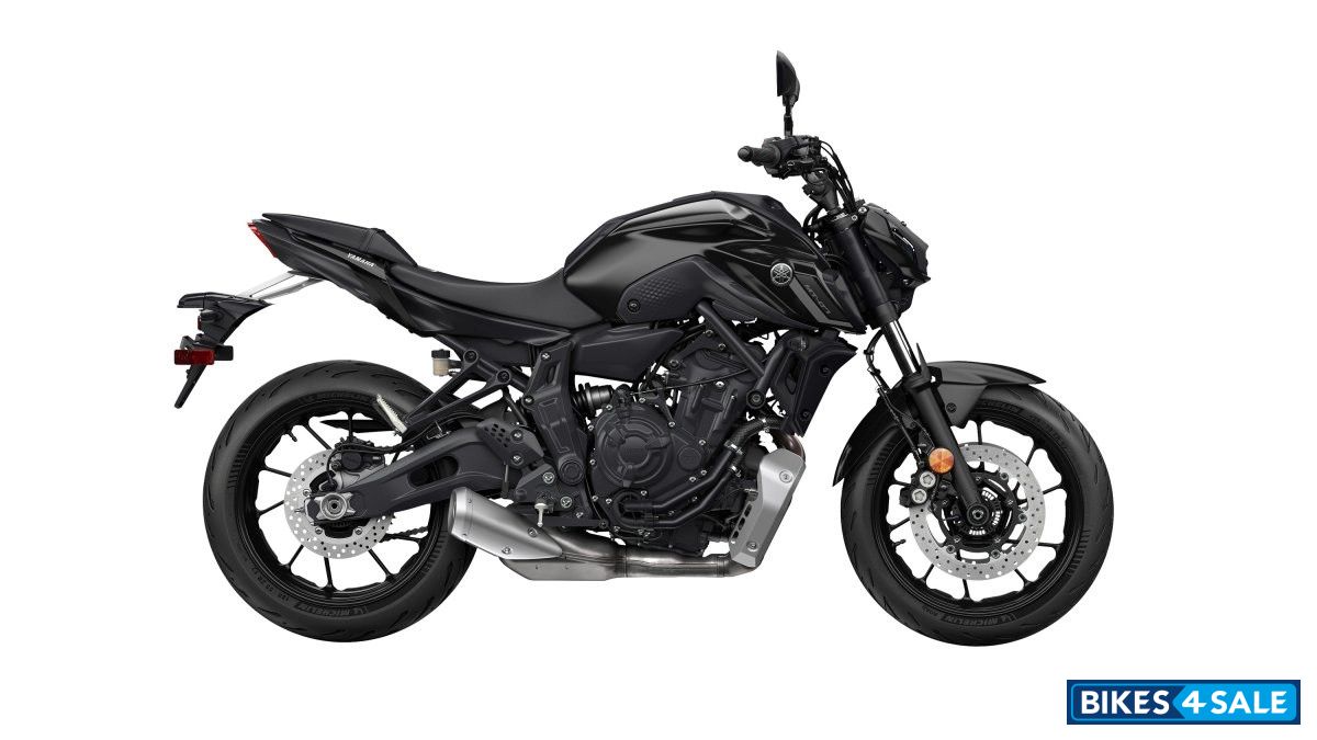 Yamaha 2024 MT-07 Matte Raven Black
