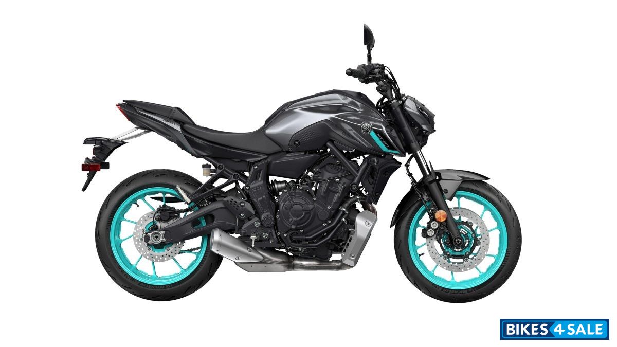 Yamaha 2024 MT-07 Midnight Cyan