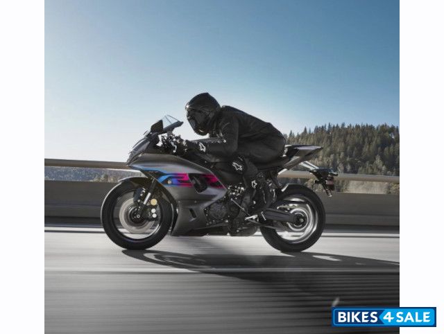 Yamaha 2024 YZF-R7