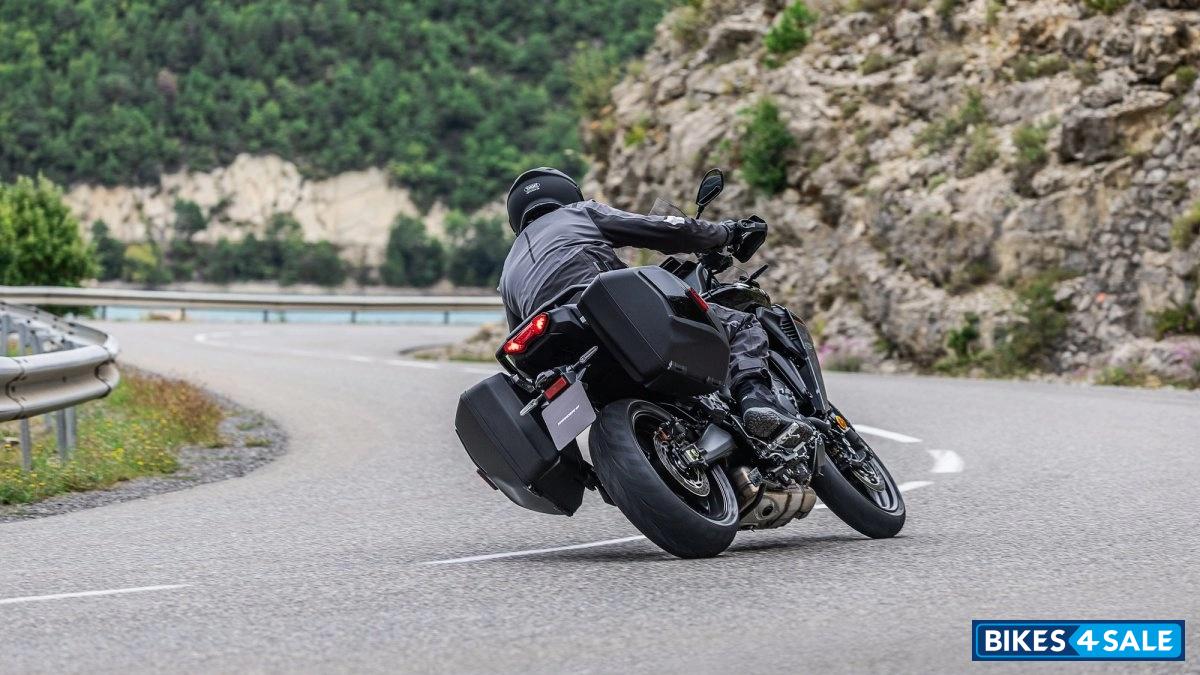 Yamaha Tracer 9 2026