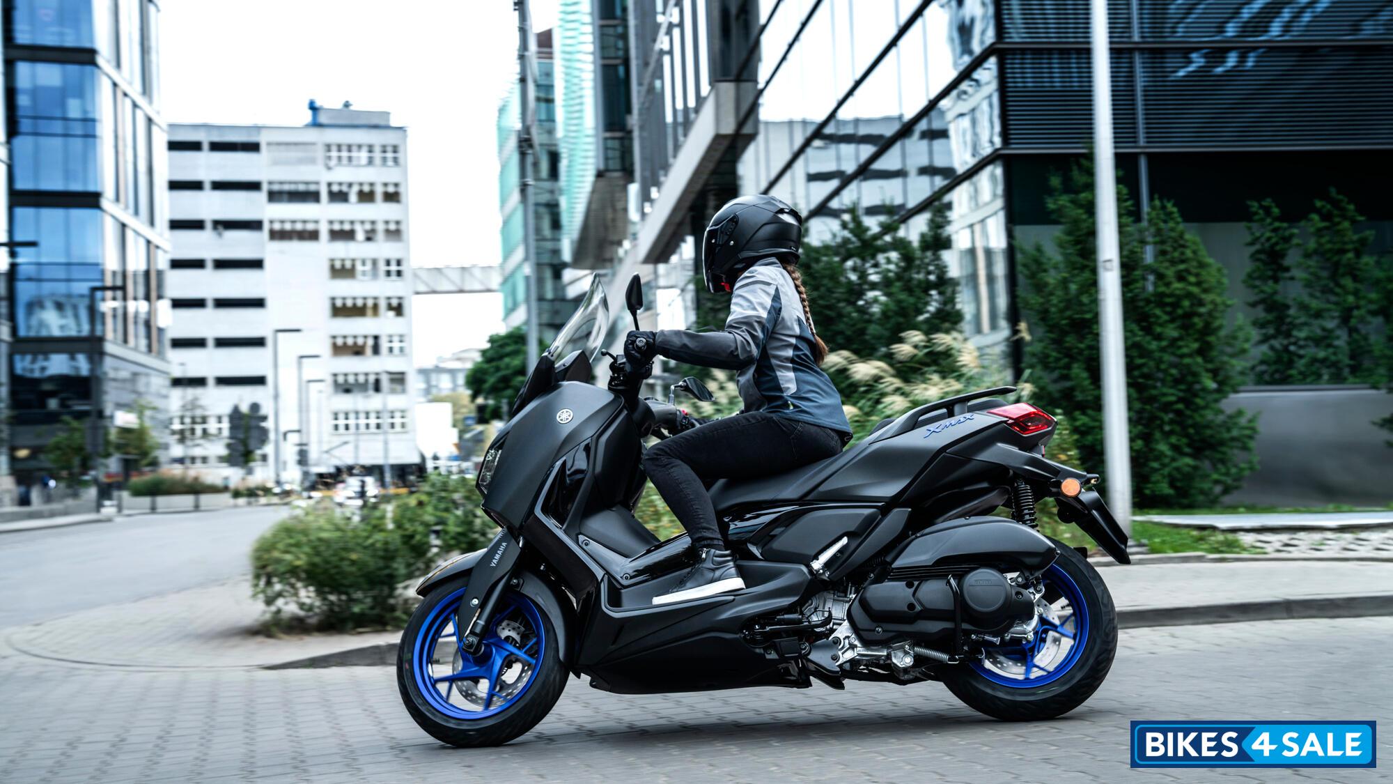 Yamaha XMAX 125 2025