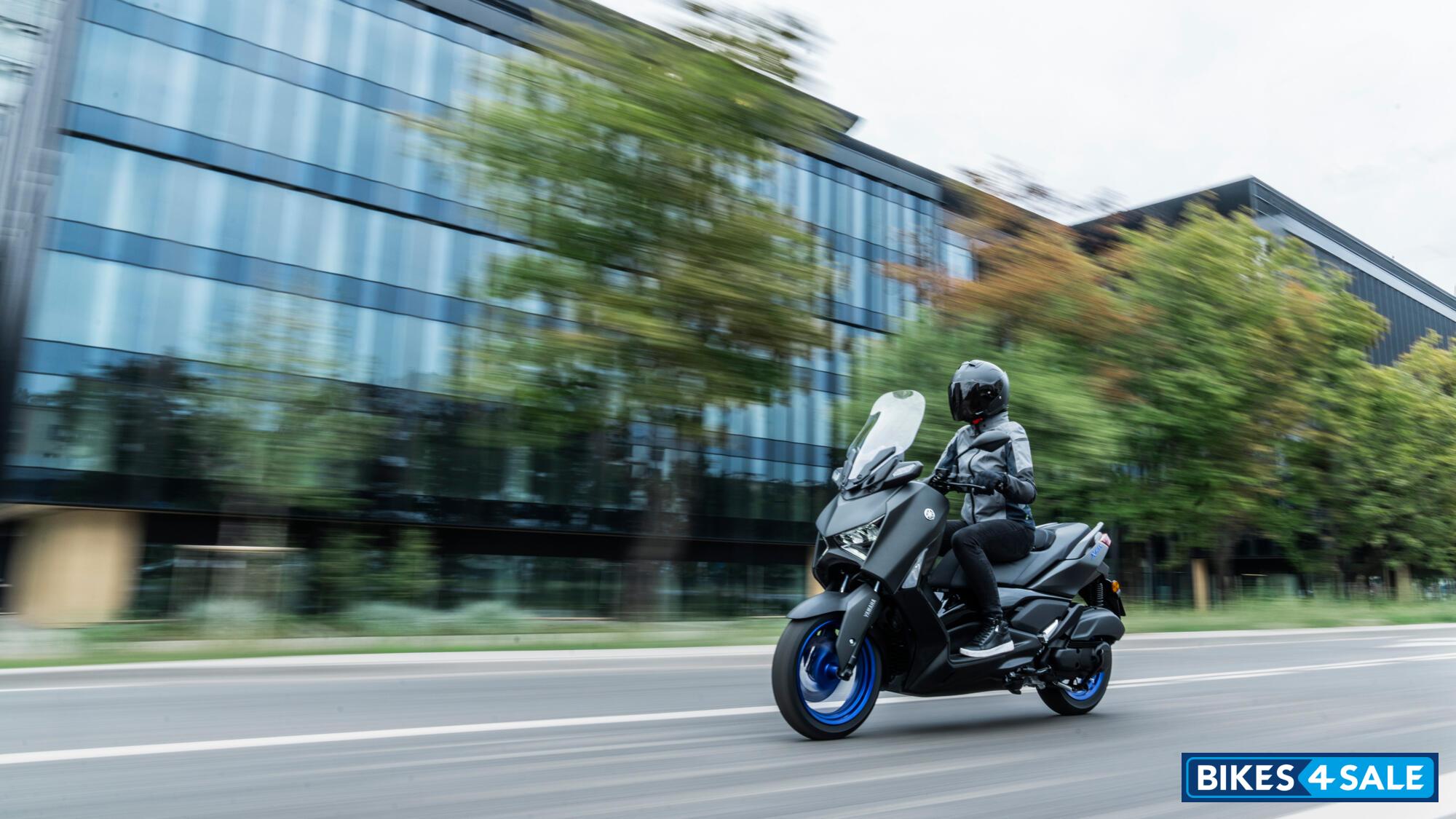 Yamaha XMAX 125 2025