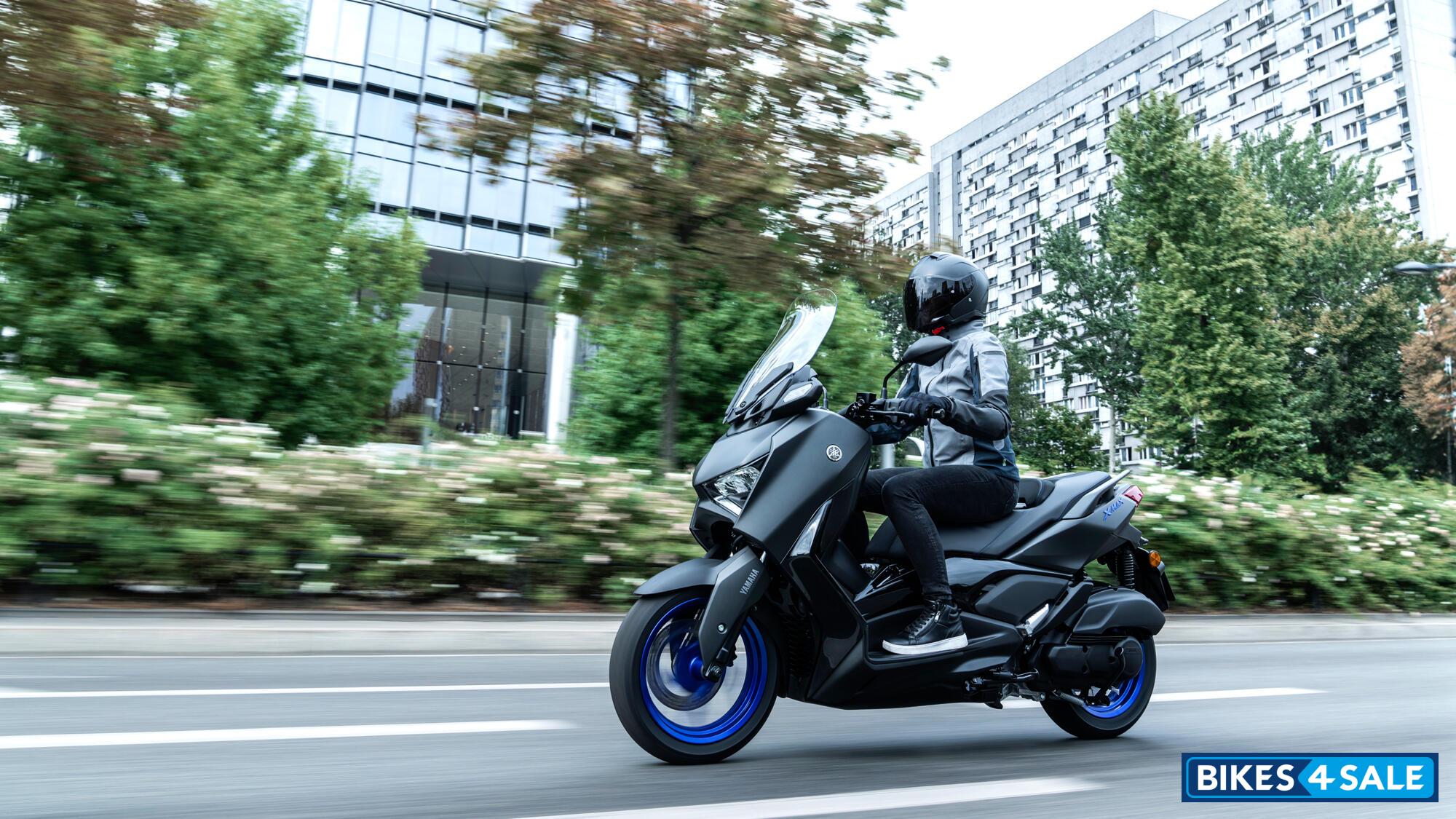 Yamaha XMAX 125 2025