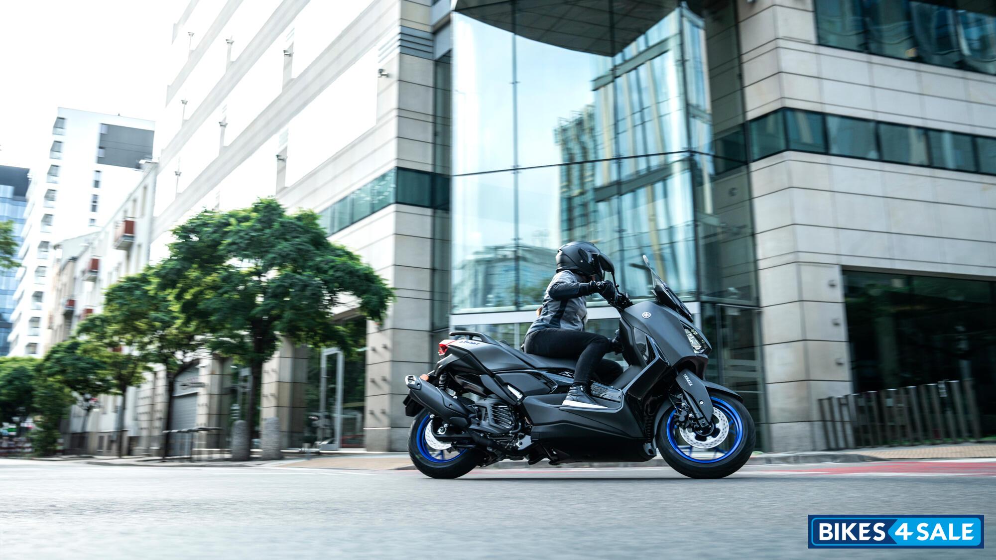 Yamaha XMAX 125 2025