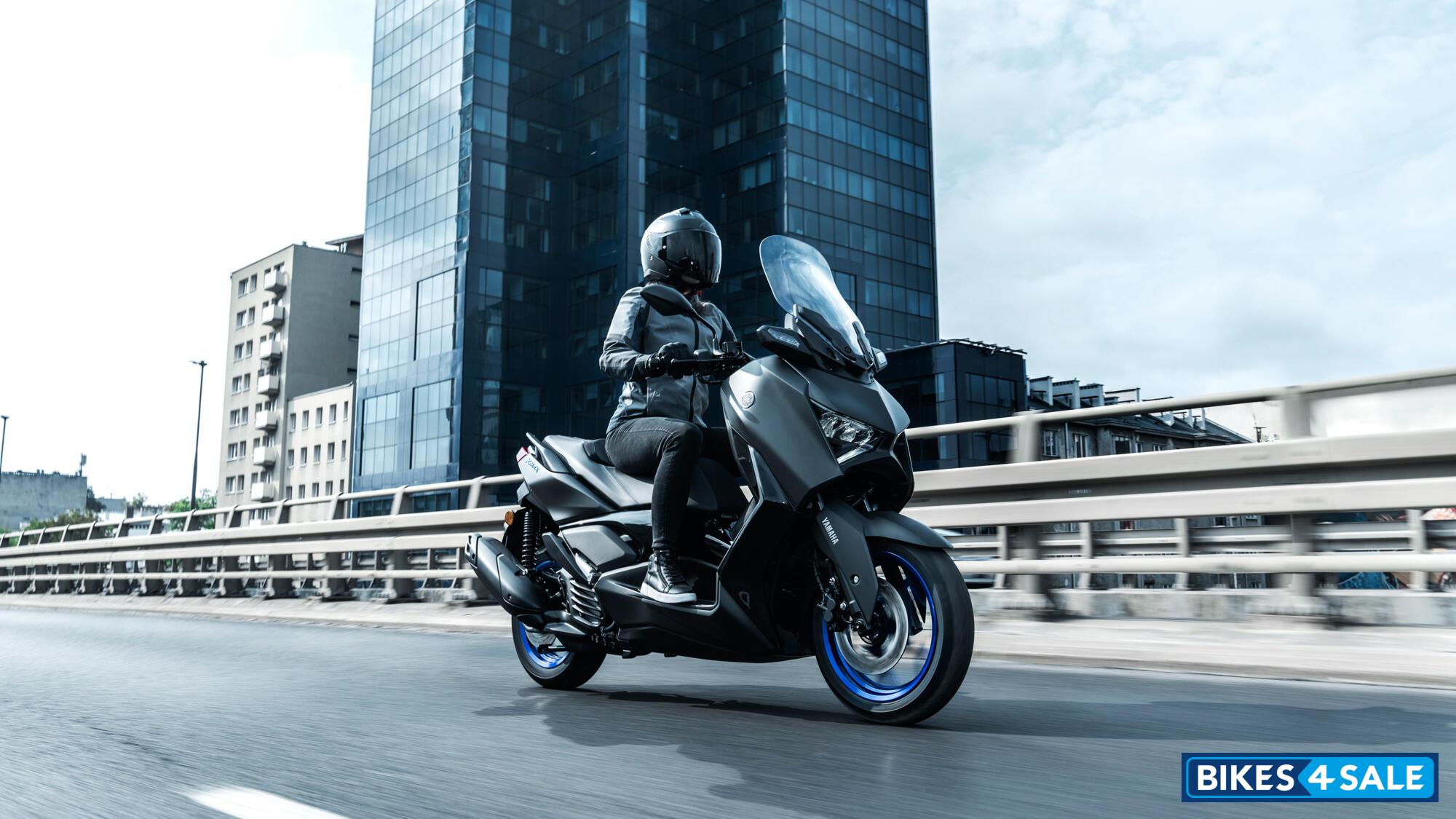 Yamaha XMAX 125 2025