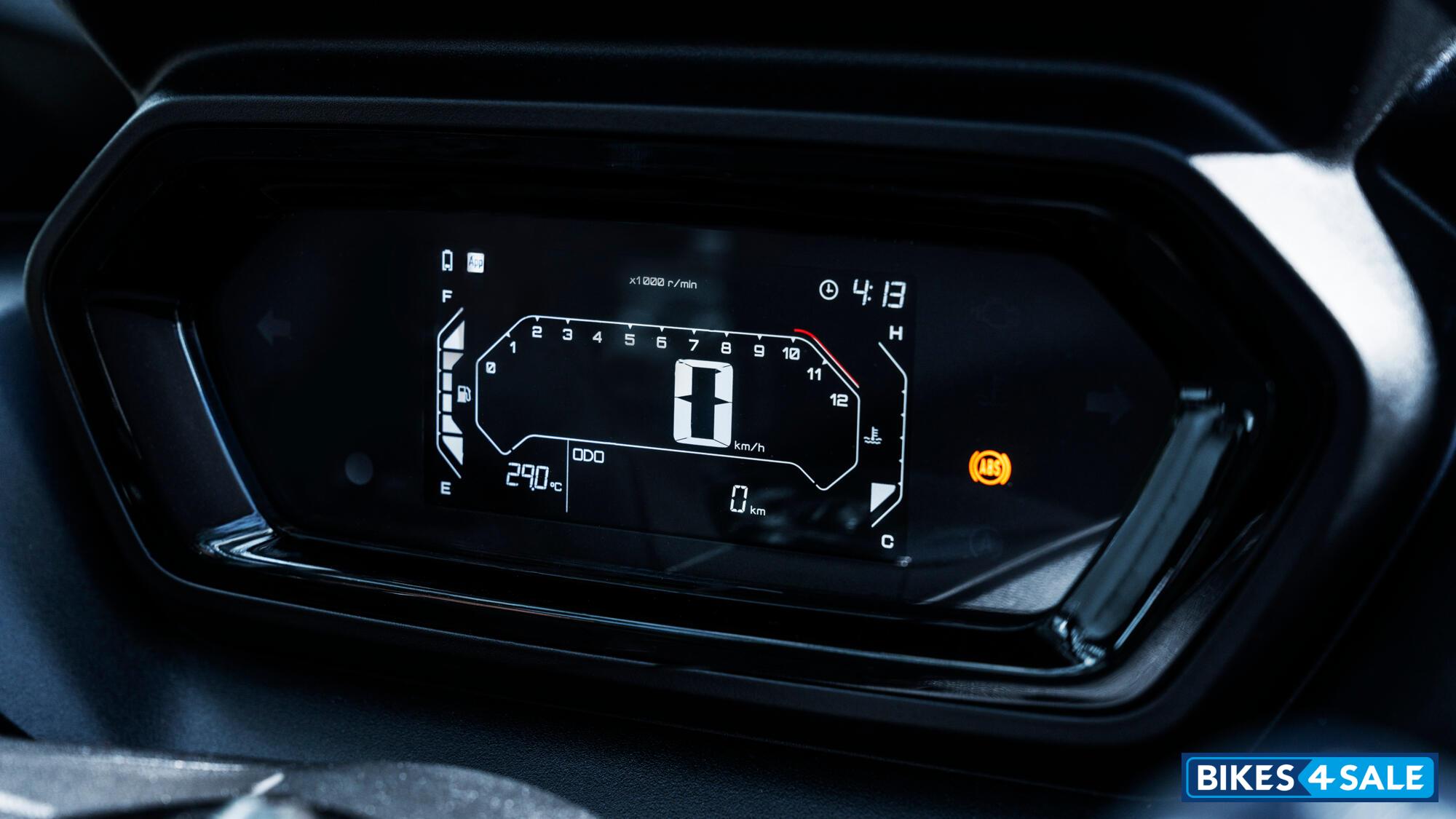 Yamaha Xmax 125 2025