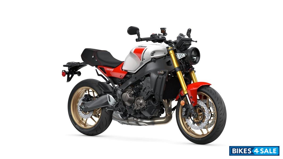 Yamaha XSR900 2026