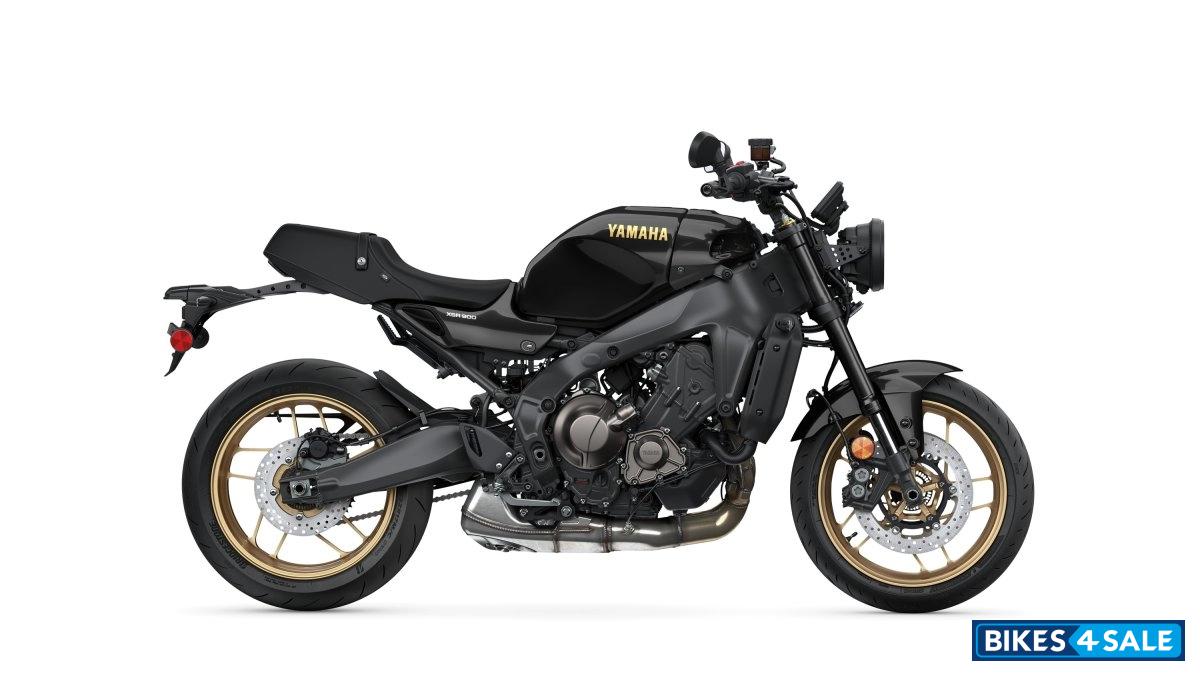 Yamaha XSR900 2026