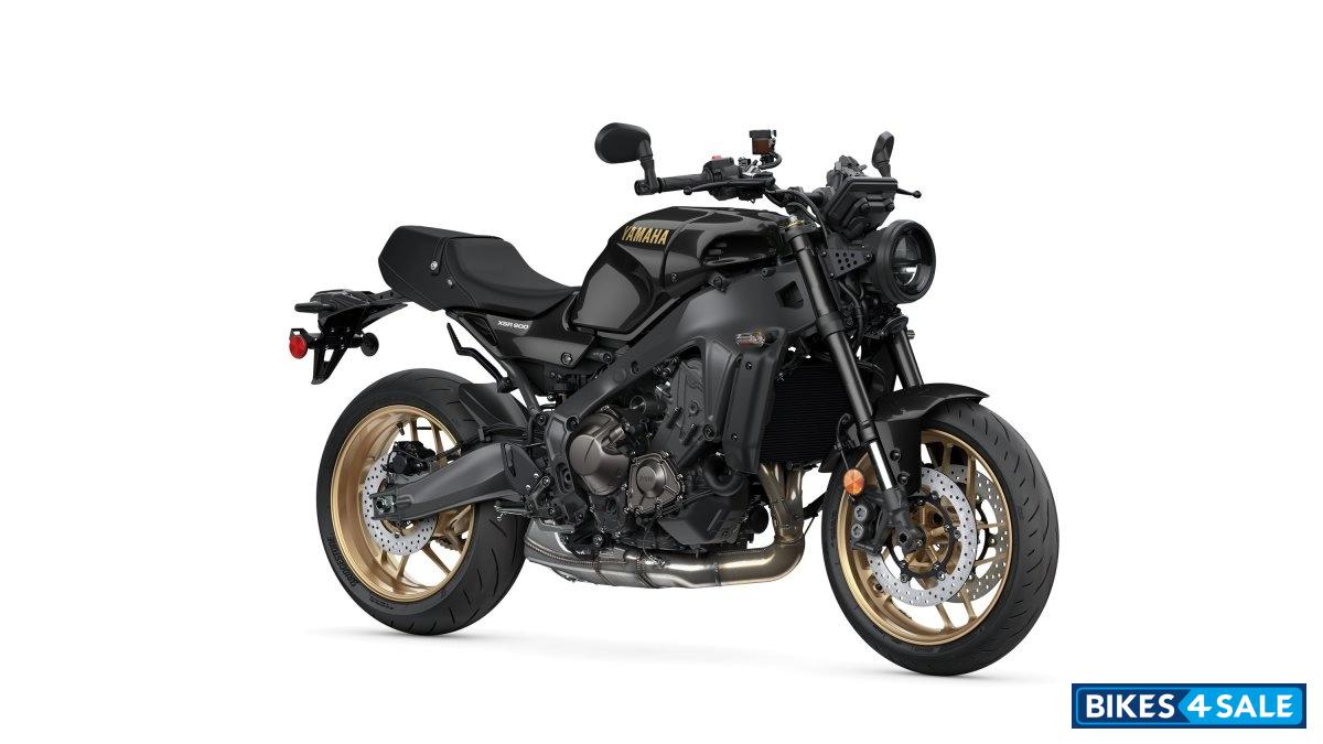 Yamaha XSR900 2026