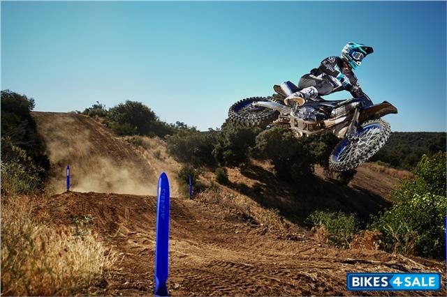 Yamaha YZ450F Monster Energy Yamaha Racing Edition