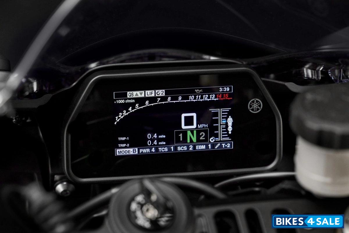 Yamaha YZF-R1M 2026 TFT Display