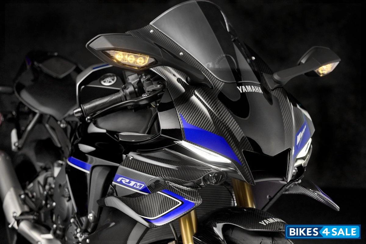 Yamaha YZF-R1M 2026