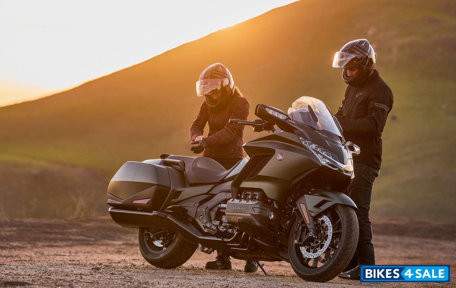 Top 10 Expensive Touring Motorcycles Available In Us
